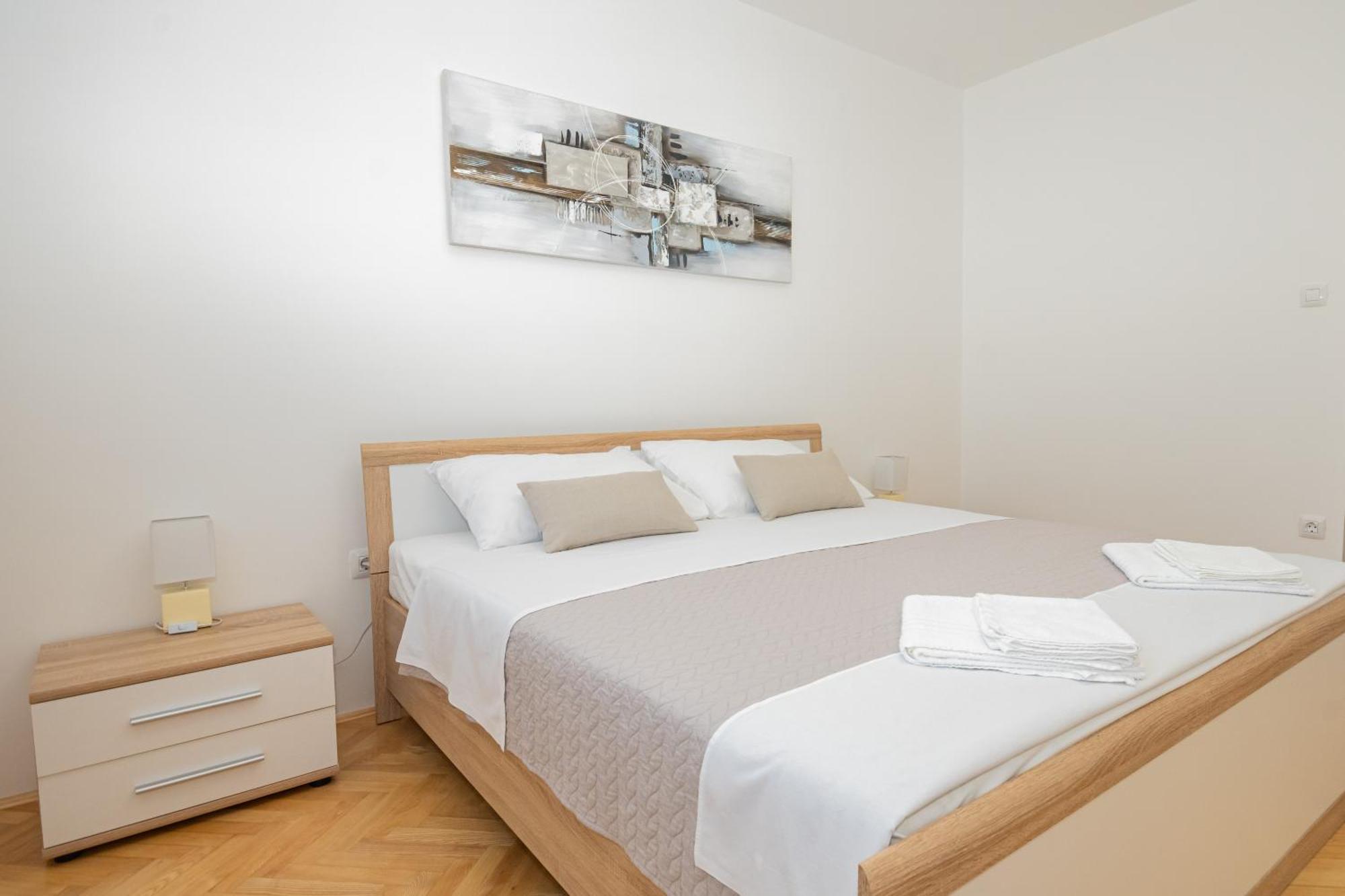 Apartmani Cimerman Krk Town Exteriör bild